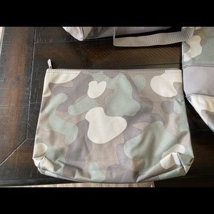 Thirty One camo set